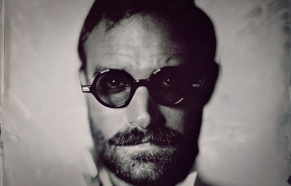 interview tvs leading man joshua sasse on style suiting and sturdy workwear 1