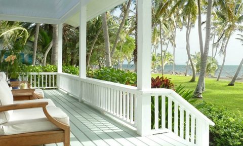 a small slice of paradise moorings 1