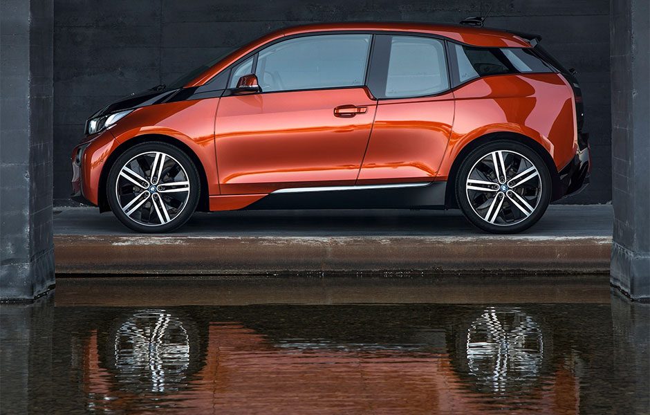 sienna miller and james franco unveil the bmw i3 electric car for some reason 3