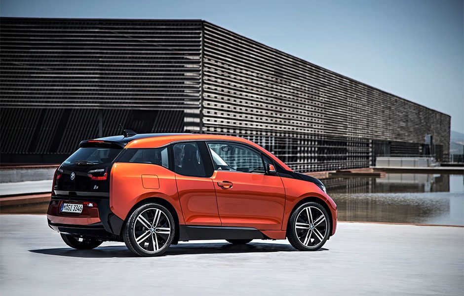 sienna miller and james franco unveil the bmw i3 electric car for some reason 6
