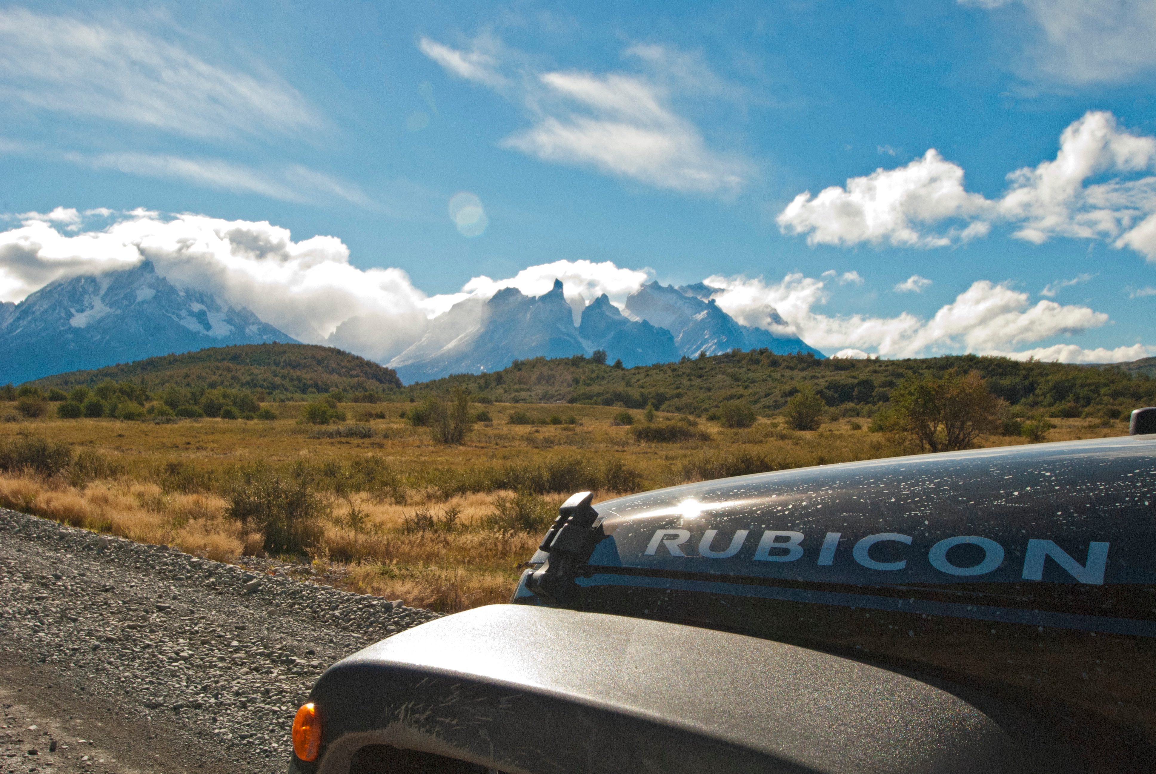 Quasar Expeditions Jeep Wranger Rubicon Wild Patagonia Torres del Paine perito moreno glacier ice berg