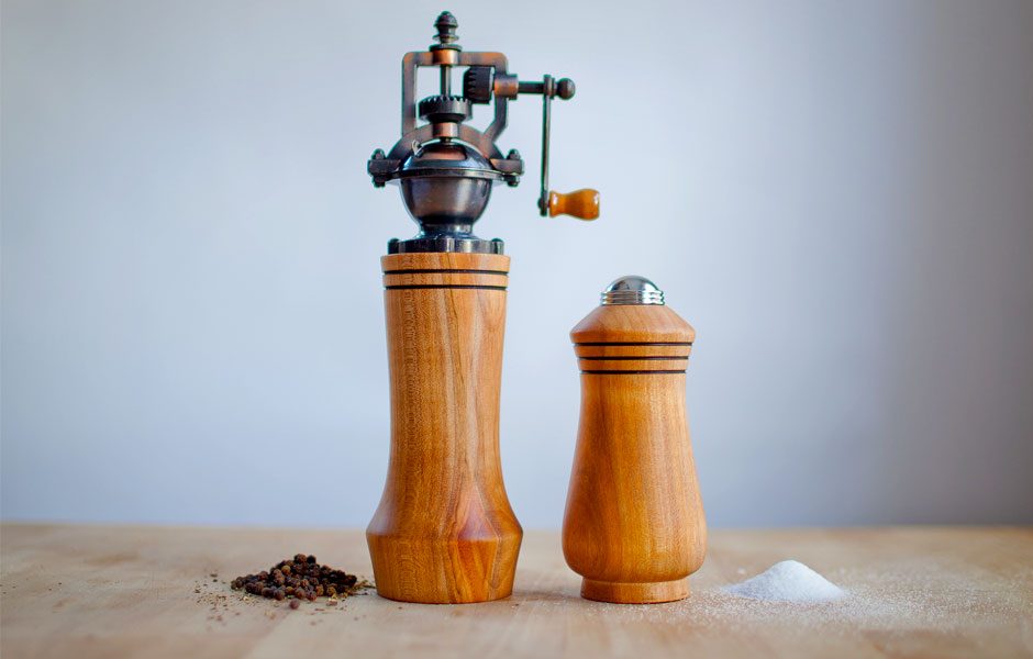 wander trade launches offers us enticement antique pepper mill