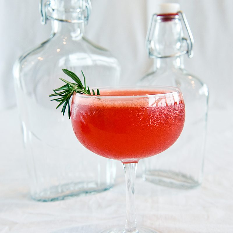 christmas gin kit cocktail