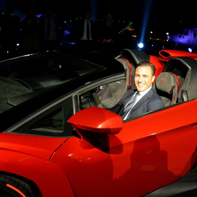 thing missing lambos veneno roadster wings lamborghini