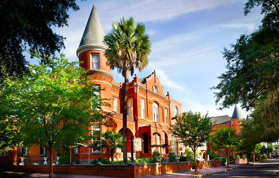 9 american towns romantic getaways mansion on forsyth park savannah georgia