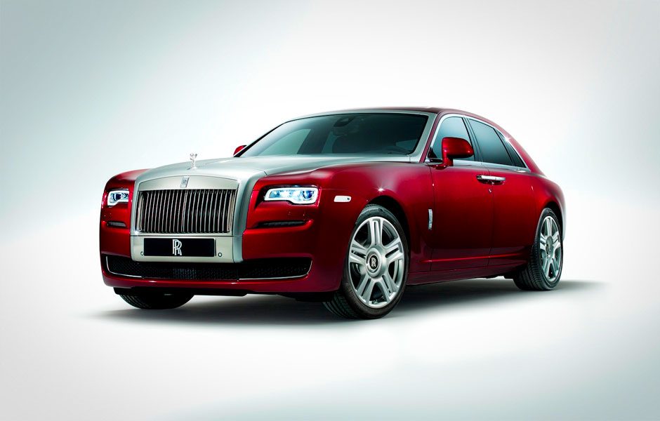 rolls royces ghost ii exudes opulence right monogrammed fuel cap 2015 royce 1