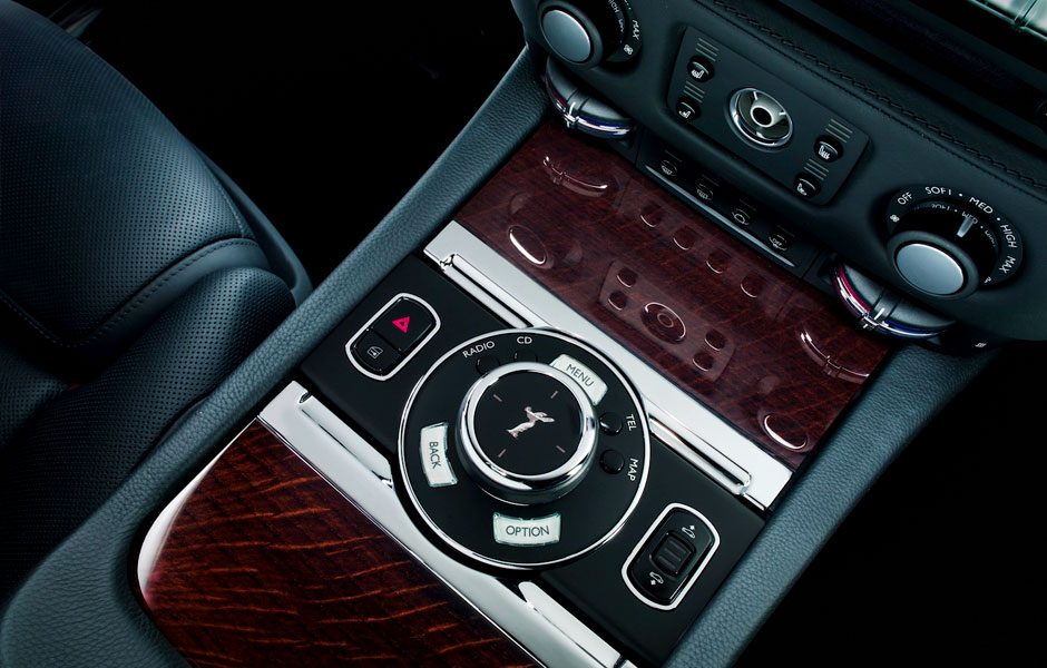 rolls royces ghost ii exudes opulence right monogrammed fuel cap 2015 royce 11
