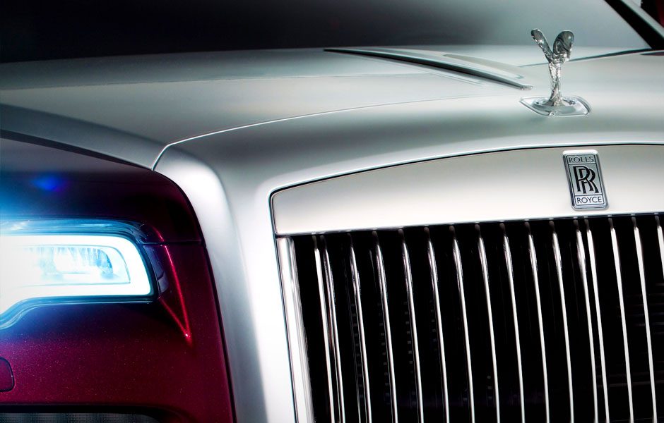 rolls royces ghost ii exudes opulence right monogrammed fuel cap 2015 royce 5