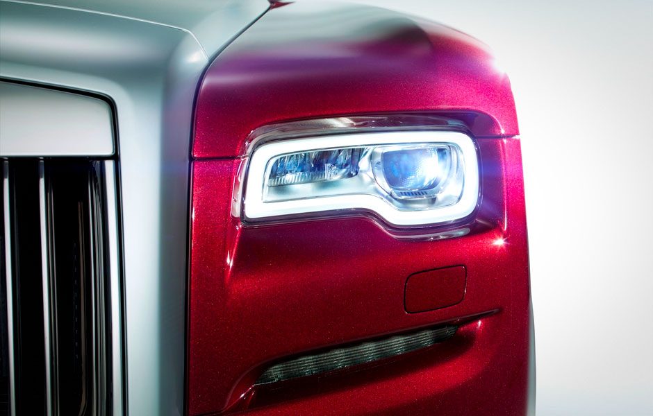rolls royces ghost ii exudes opulence right monogrammed fuel cap 2015 royce 6