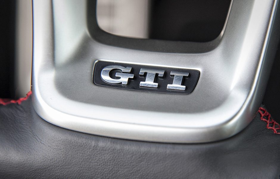 2015 volkswagen gti looks manly plaid gt 12