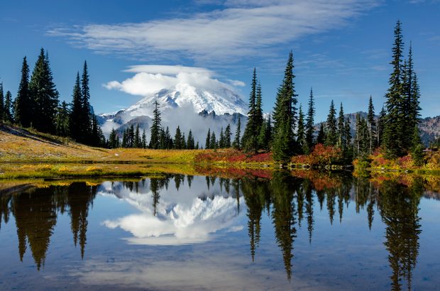 Autumn at Tipsoo Lake