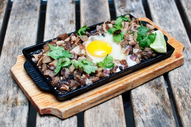 Sizzling_Sisig-1-2