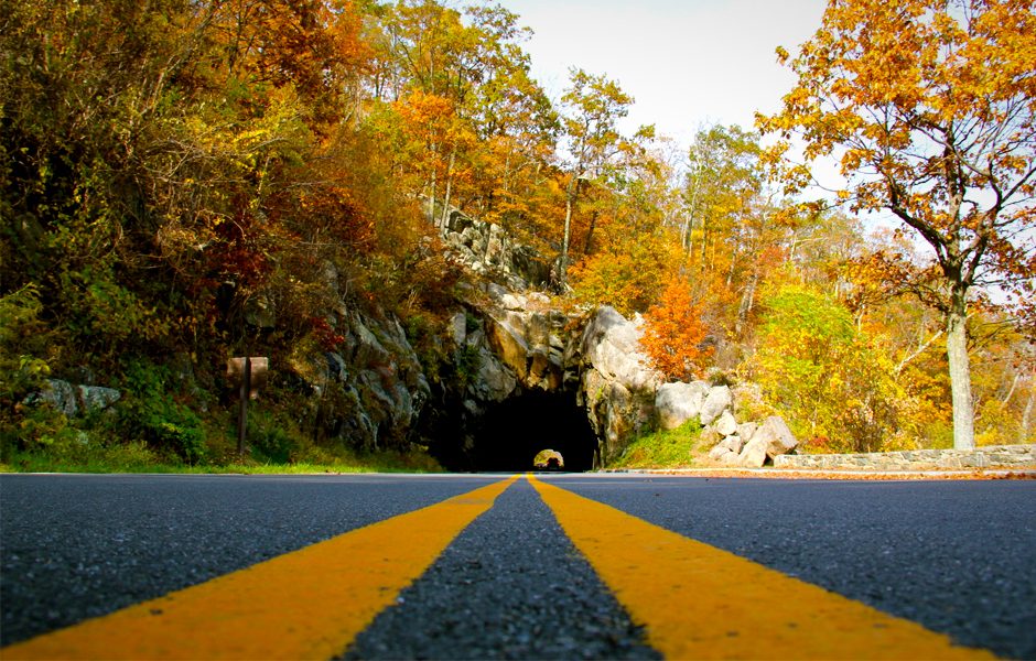 Five Fascinating Fall Foliage Drives - The Manual
