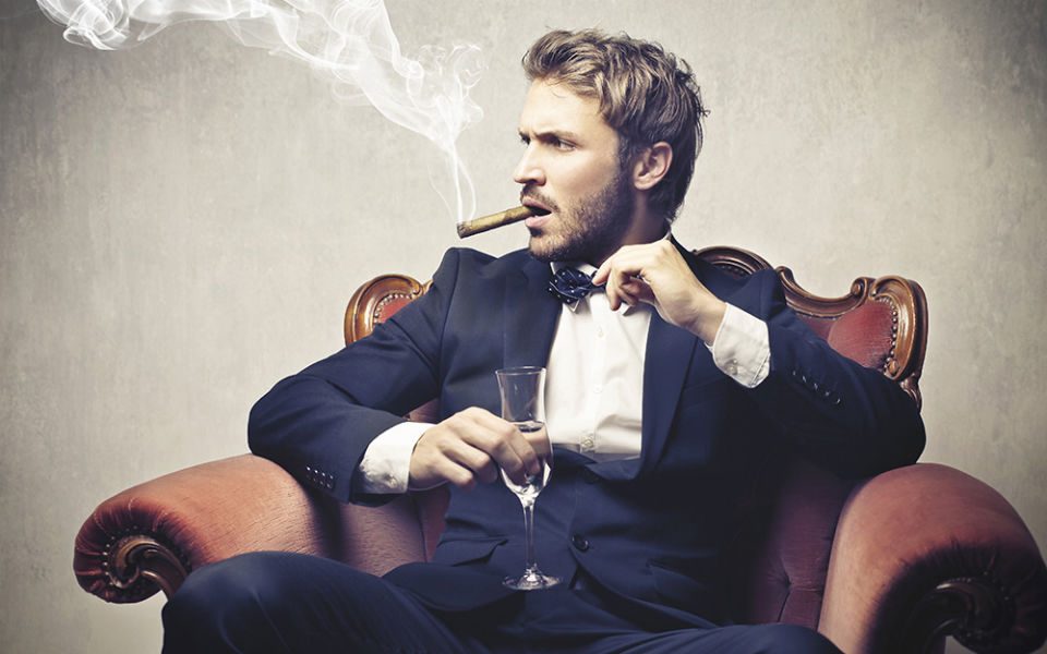 how to smoke a cigar