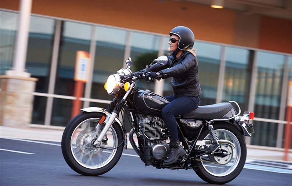 throttle jockey singles therapy on yamahas sr400 retrobike sr4008