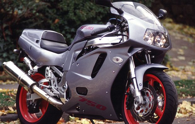 Suzuki-GSXR-8