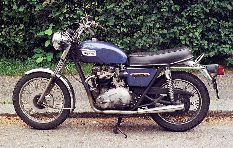 throttle jockey triumph bonneville the practical modern classic 4