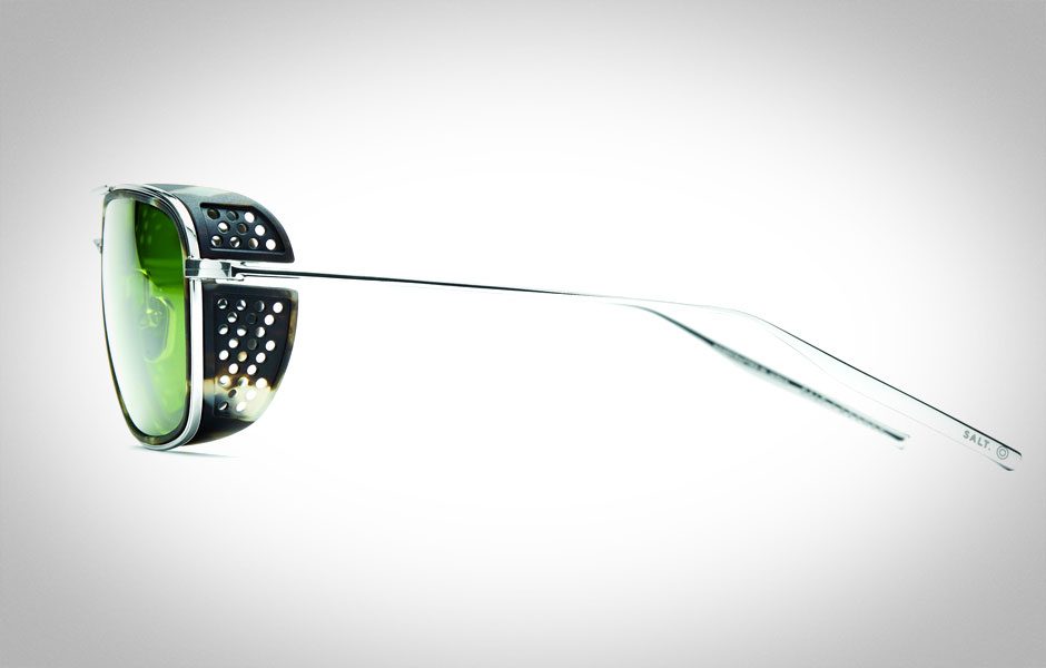 Explorer Traditional Silver Black Tortoise Side