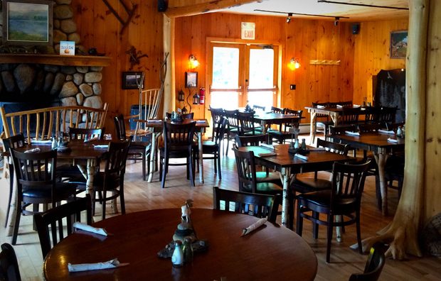 Sticks & Stones Wood Fired Bistro & Bar