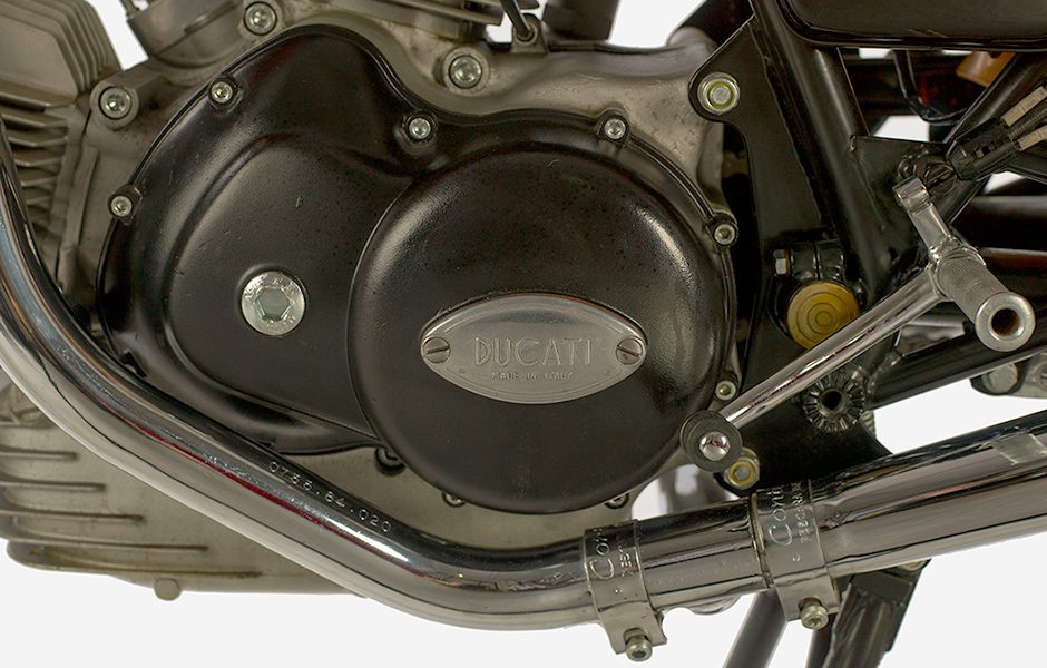 throttle jockey stuart parrs collection of dream bikes sturat parr ducati 750 engine