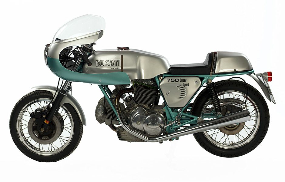 throttle jockey stuart parrs collection of dream bikes sturat parr ducati 750 side3