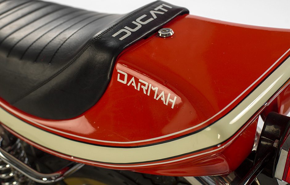 throttle jockey stuart parrs collection of dream bikes sturat parr ducati dharmared seatpaint