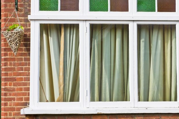 closed drapes
