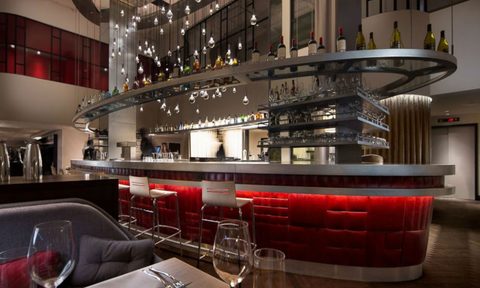 the first virgin hotel opens in chicago ht bar sk 150116 4x3 992