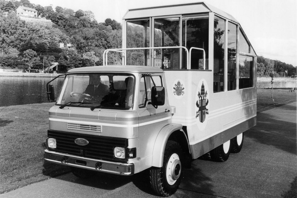 10 sweet popemobiles that will make you wish held the keys of heaven 1979 ford transit popemobile 970x647 c