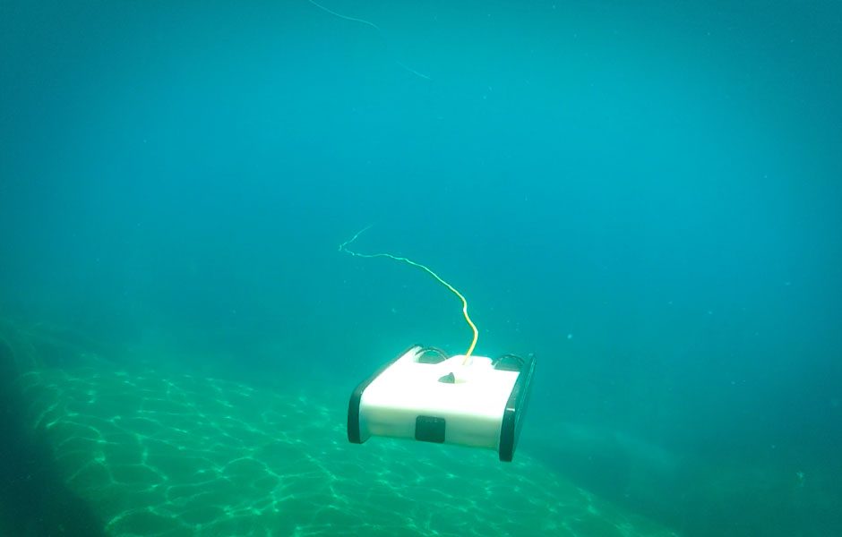 this zippy rc submarine lets you explore beneath the waves openrov 4