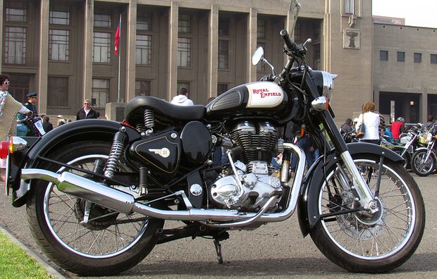 Royal_Enfield_Bullet_500_Classic 2