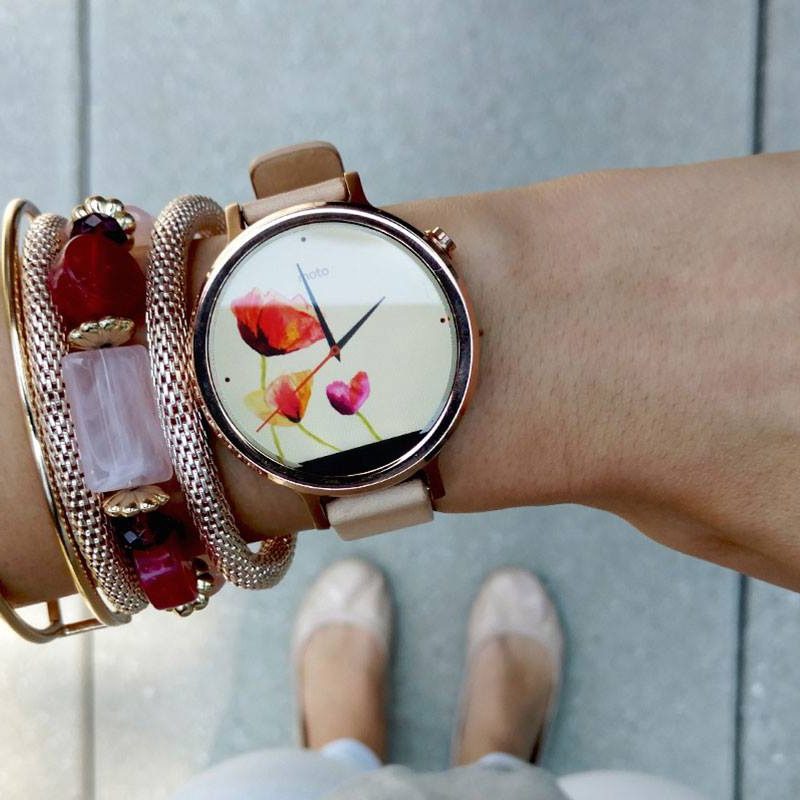 rent an apple watch from byebuy the netflix for fickle gadget fiends lumoid moto 360 1200x800