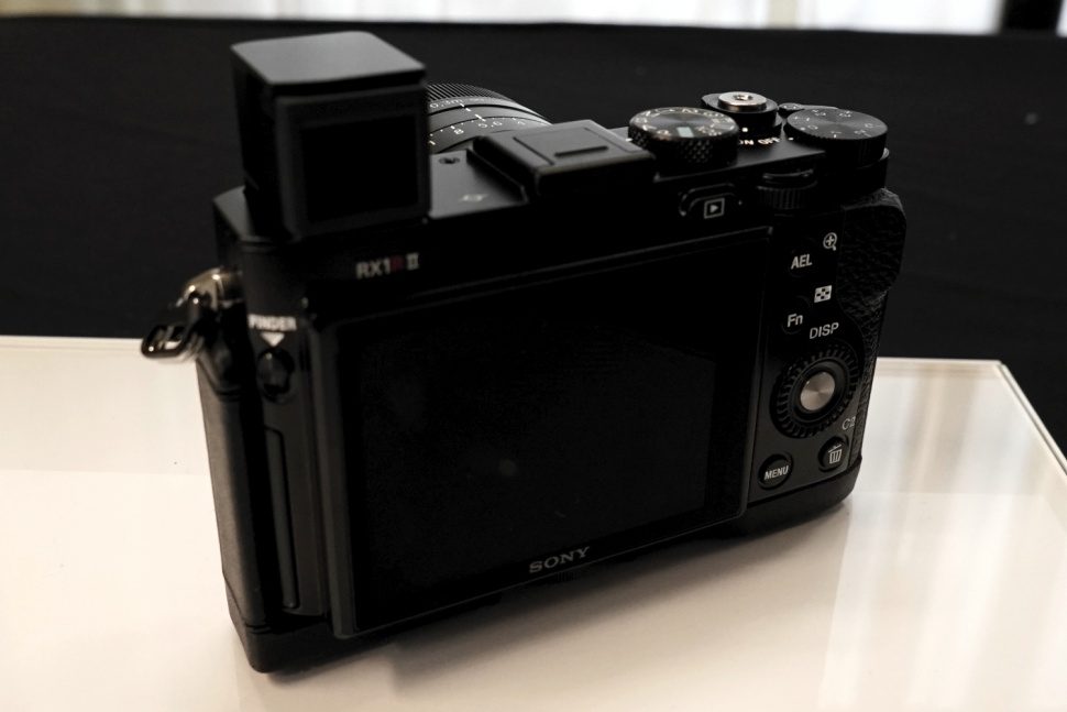 with a 42 4 megapixel full frame sensor sonys rx1r ii is the ultimate pocket cam sony rx1r2 preview 5 970x647 c