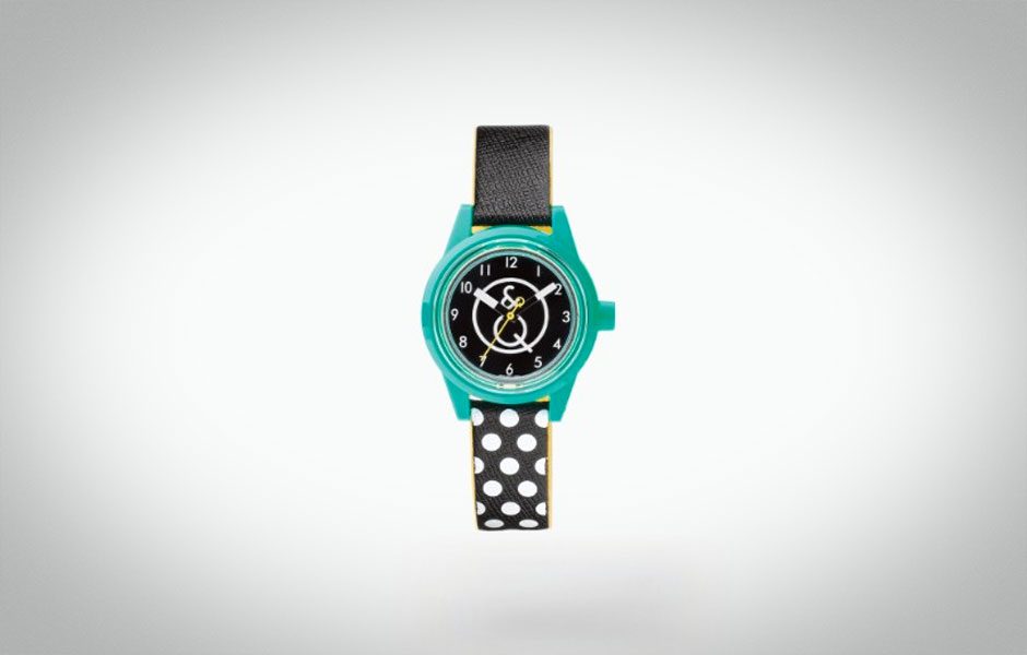 the gift guide for design enthusiast mini solar watch