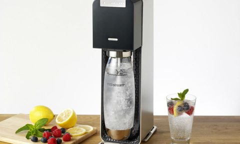make your water sparkle with sodastream power black power1
