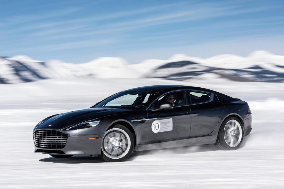2016 Aston Martin On Ice