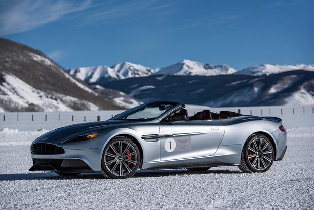 2016-aston-martin-on-ice-06-am-on-ice-vanquish-volante-970x647-c