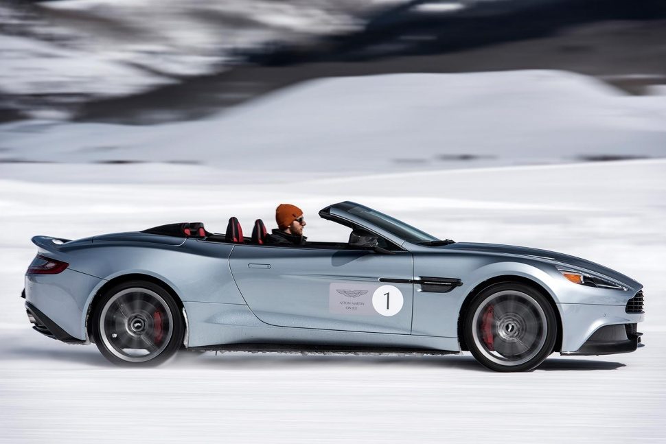 2016 Aston Martin On Ice