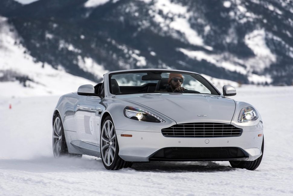 2016 Aston Martin On Ice