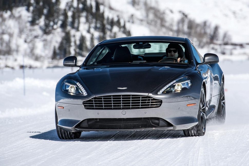 2016 Aston Martin On Ice