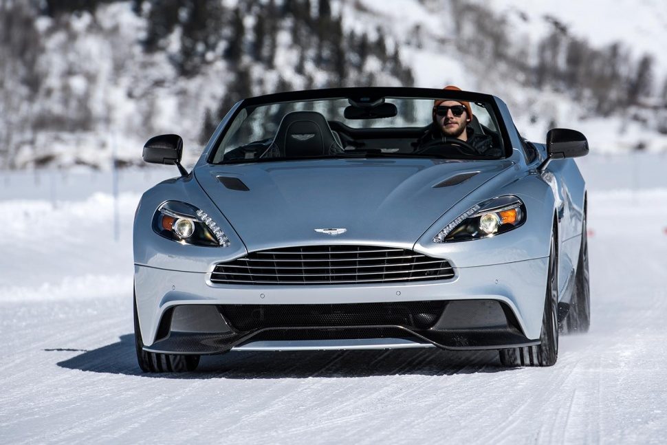 2016 Aston Martin On Ice