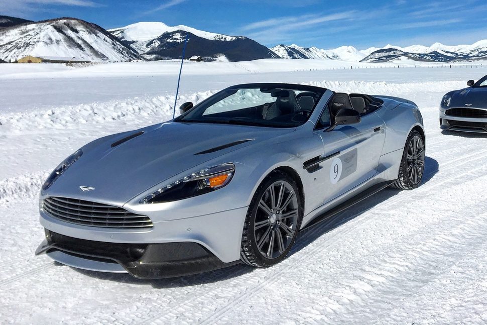 2016 Aston Martin On Ice