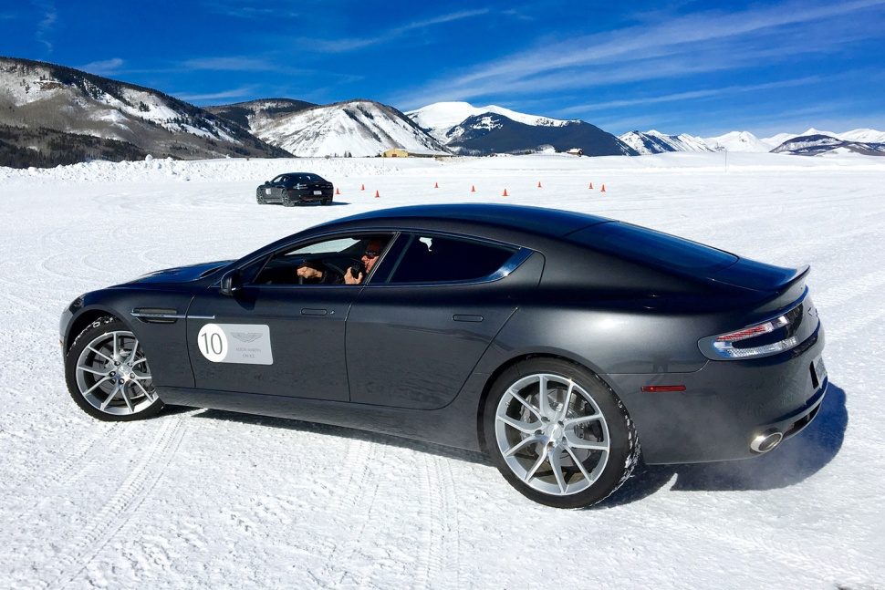 2016 Aston Martin On Ice