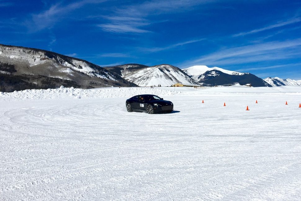 2016 Aston Martin On Ice