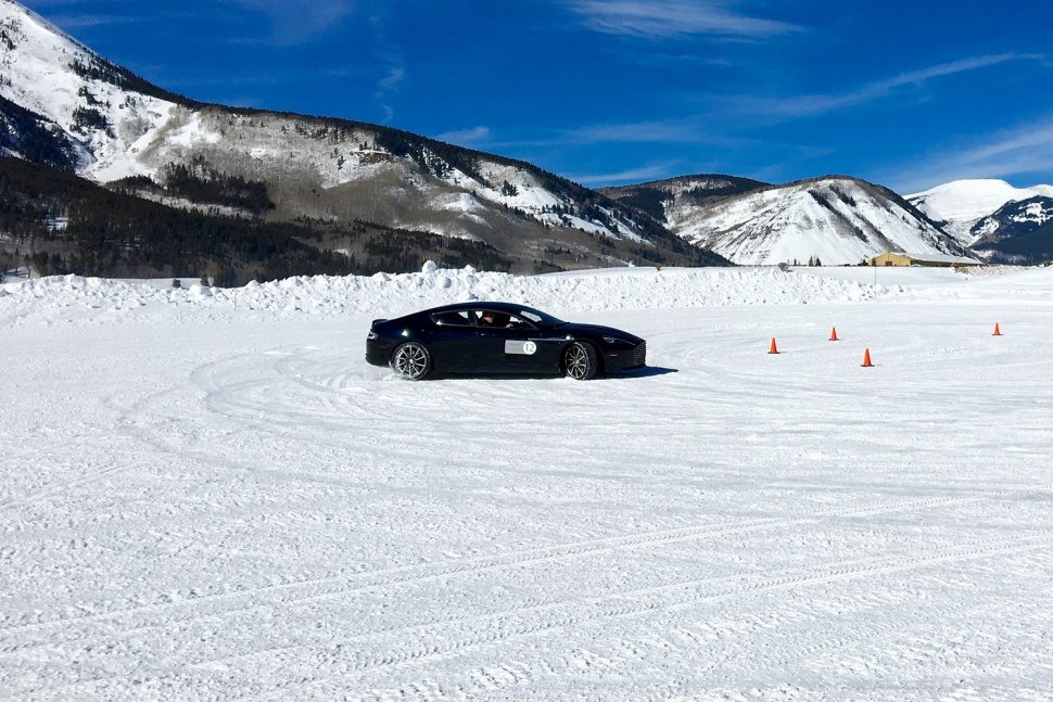 2016 Aston Martin On Ice
