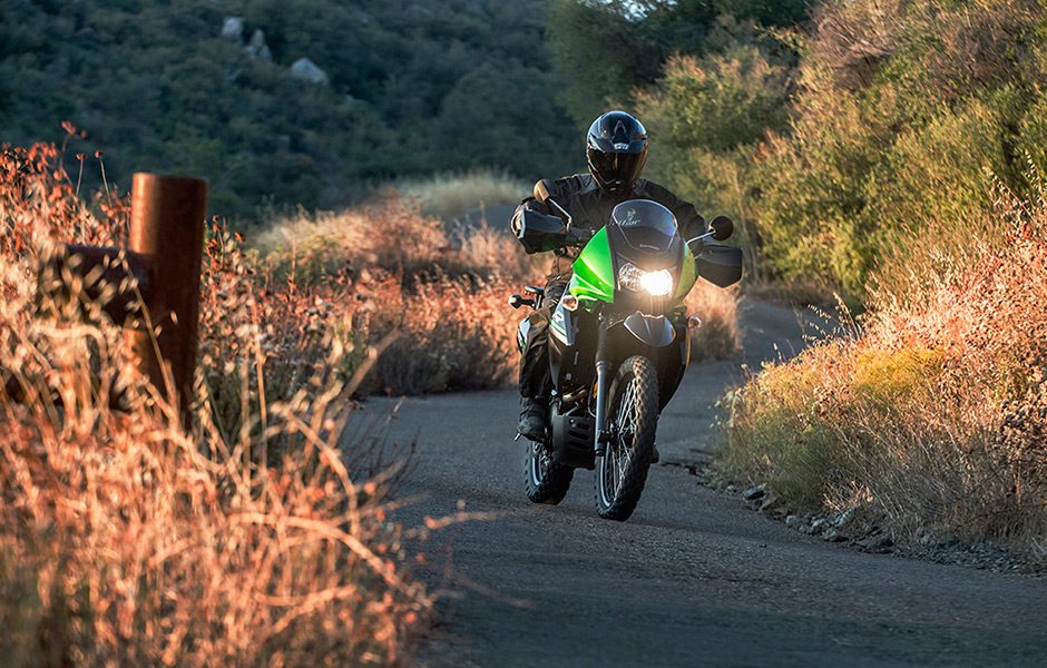 throttle jockey motofocus on the go anywhere kawasaki klr 650 action13
