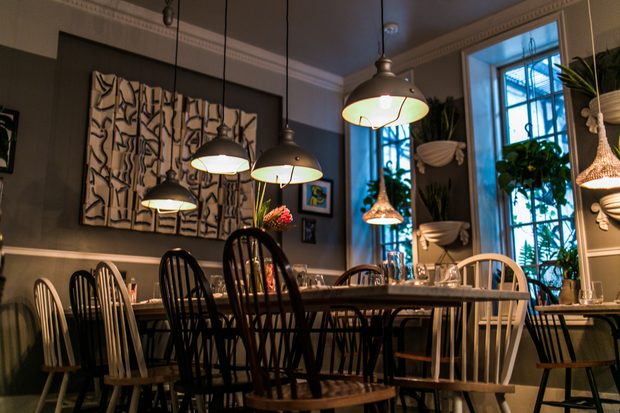 Restaurant, dinnertable