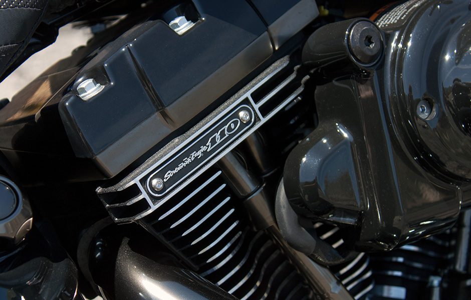 throttle jockey harleys cvo pro street breakout is low but not slow 2016 hd se110cibadge