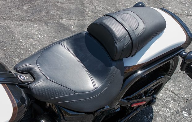 2016-HD-CVO-Pro-Street-Breakout-engine