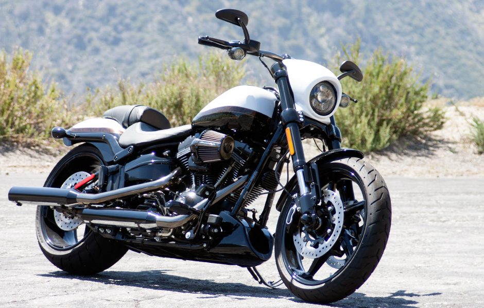 throttle jockey harleys cvo pro street breakout is low but not slow 2016 hd mainfull4